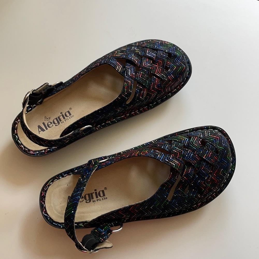Alegria sandals/slip ons Women’s size 39 (8.5 US)